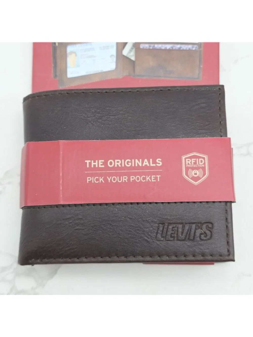 Levi's Men Wallet Brown Leather RFID Protection Extra Capacity Bifold Travel NEW